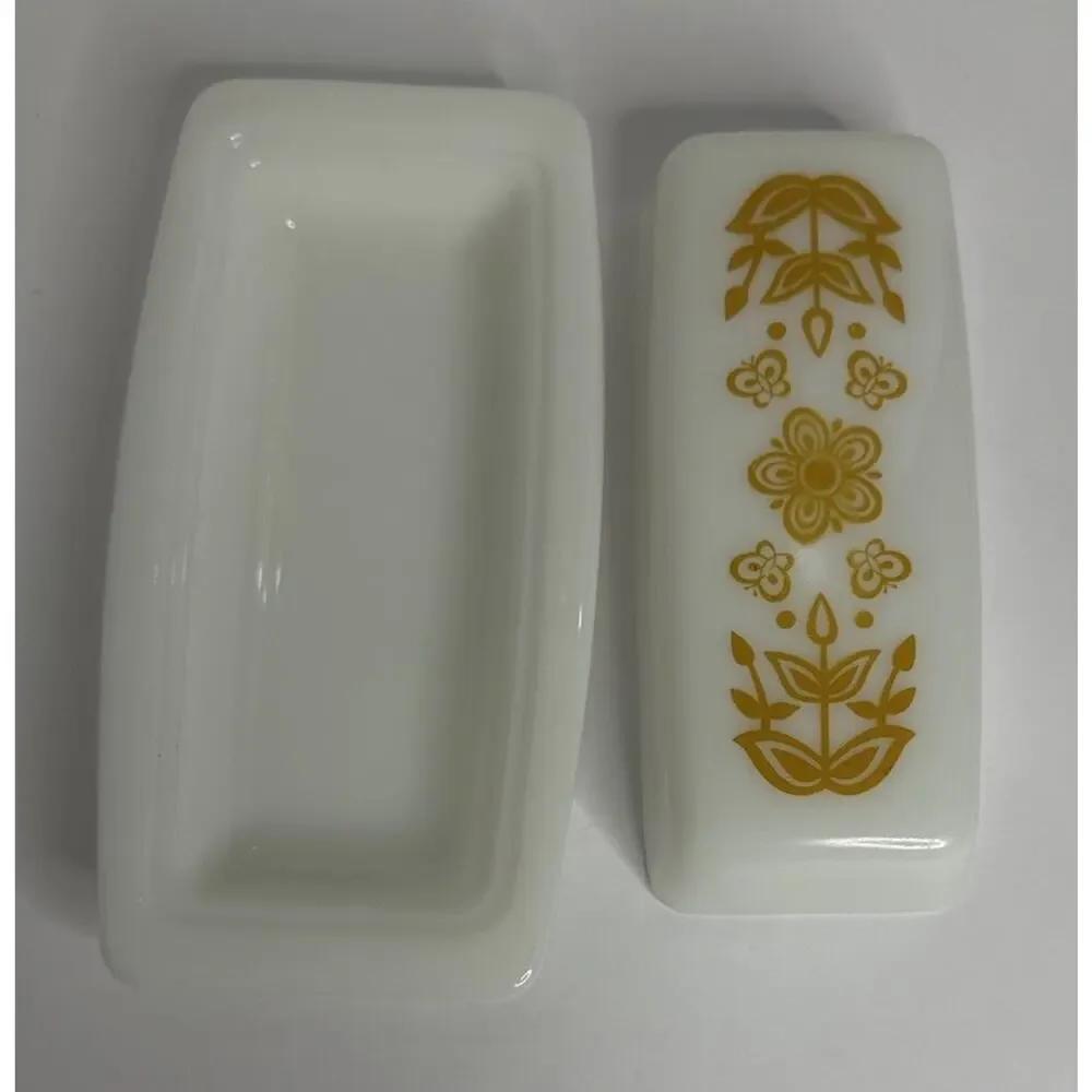 Pyrex vintage butterfly